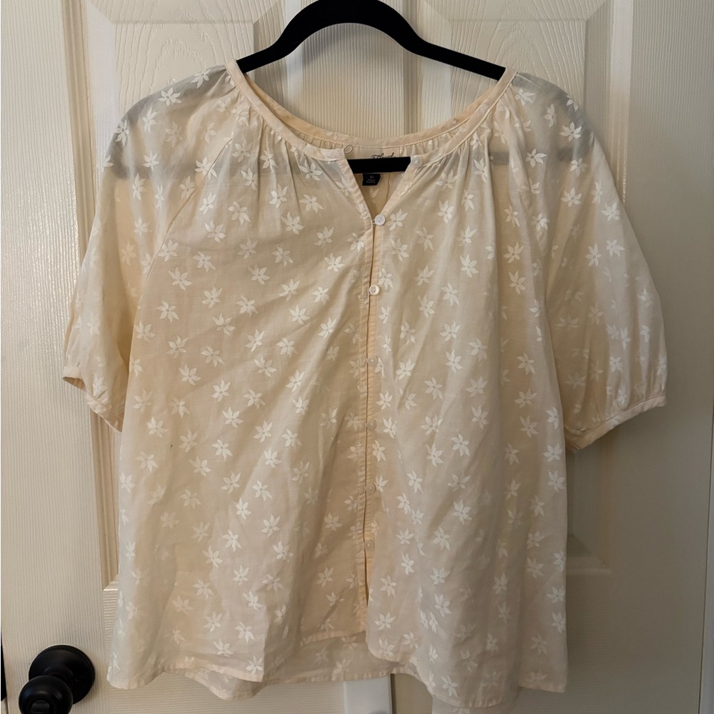 Universal Thread Cream Floral Blouse